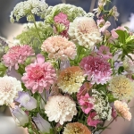 SCABIOSA FONDANT FANCIES